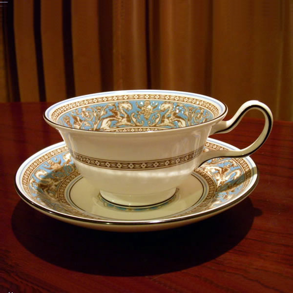 ウェッジウッド（Wedgwood）フロレンティーンターコイズ プレート（皿