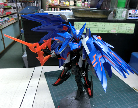 ダンボール戦機WARS LBX ファントム サンプル製作レビュー ～その2