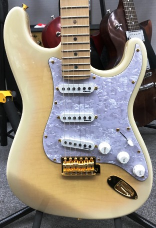 Fender / Japan Exclusive Richie Kotzen Stratocaster See-Through