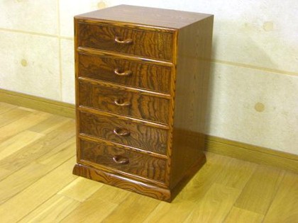 技で語り、心で削る手作りの家具 有限会社 桑原杢芸 - 2． 松本伝統