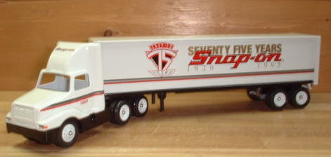 N-KIT博物館 Snap-on：スナップオン ノベルティー トレーラー