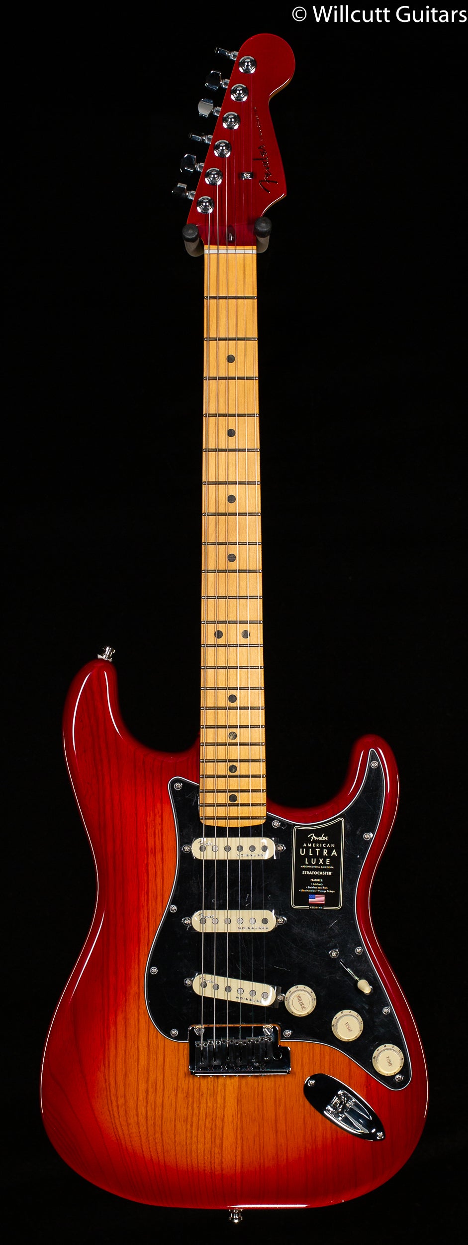 Fender American Ultra Luxe Stratocaster Maple Fingerboard Plasma