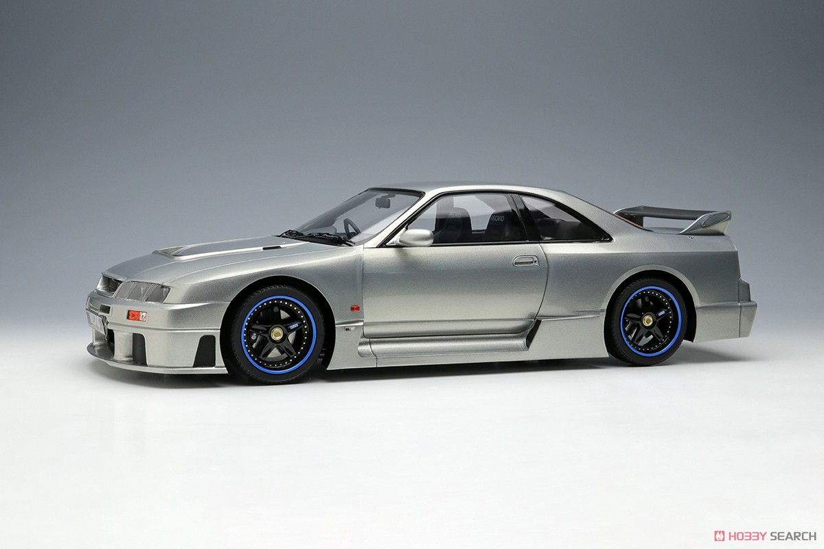 ニスモ GT-R LM ロードカー 1995 (ミニカー) - ホビーサーチ ミニカー