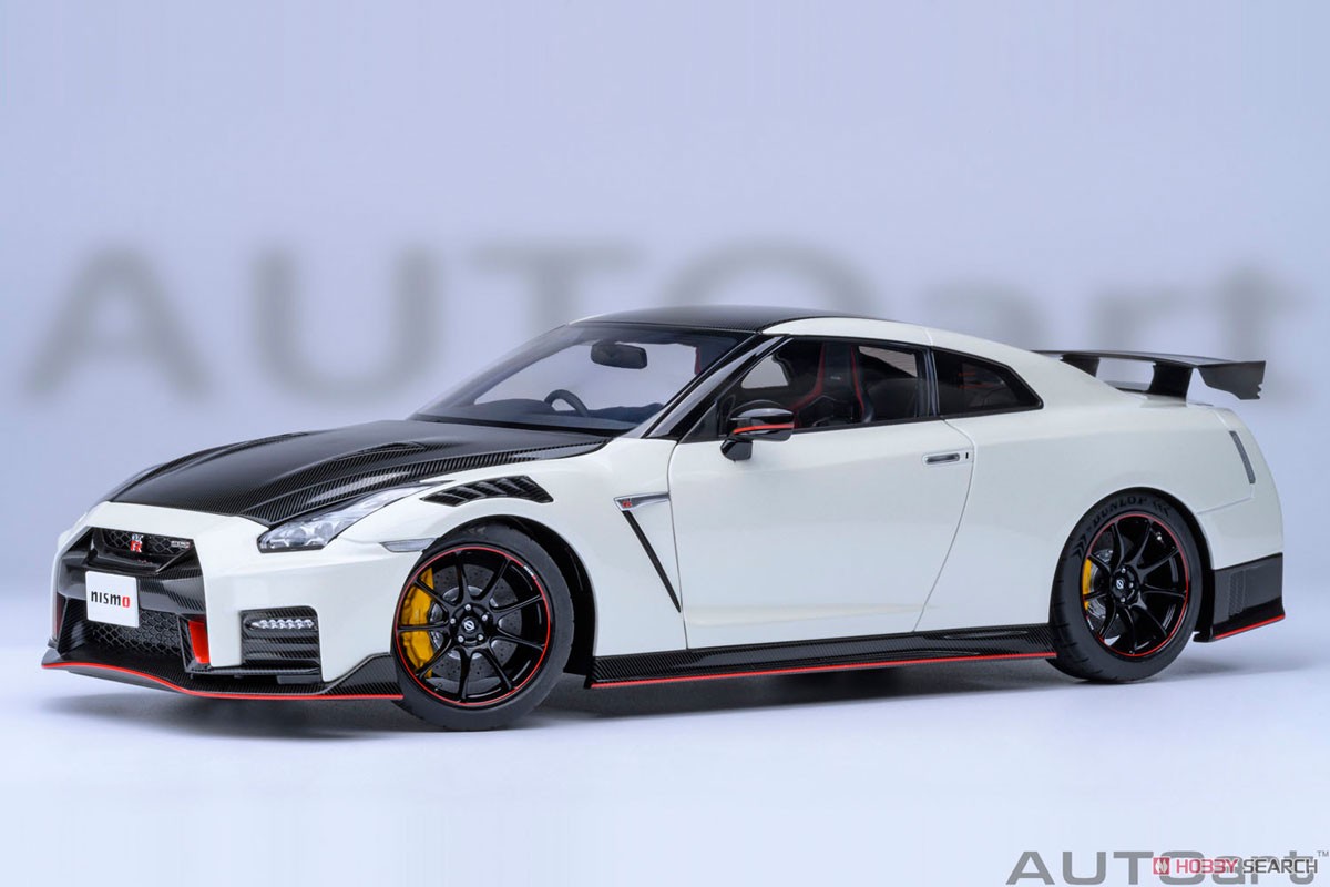 日産 GT-R (R35) ニスモ スペシャルエディション (ブリリアント