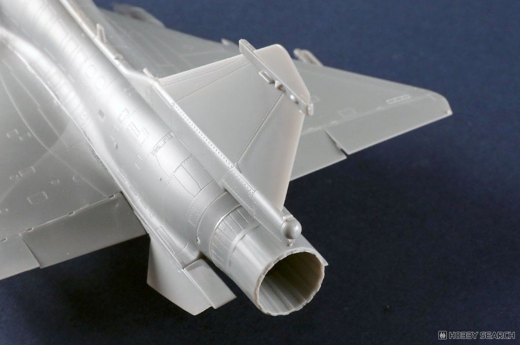 中国空軍 J-10C戦闘機 (プラモデル) - ホビーサーチ ミリタリープラモ