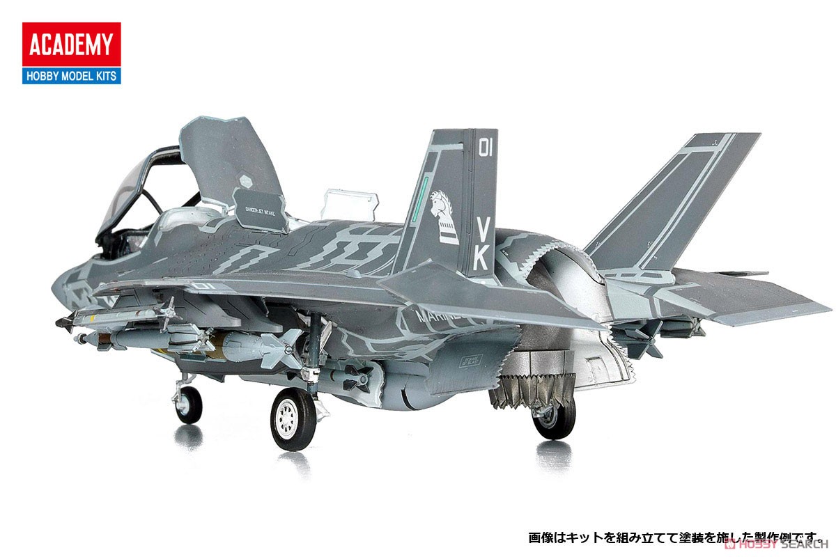 F-35B ライトニングII `アメリカ海兵隊 VMFA-121 グリーンナイツ