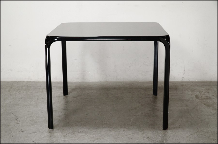 knoll(ノール) Gae Aulenti(ガエ・アウレンティ) ダイニング5点セット