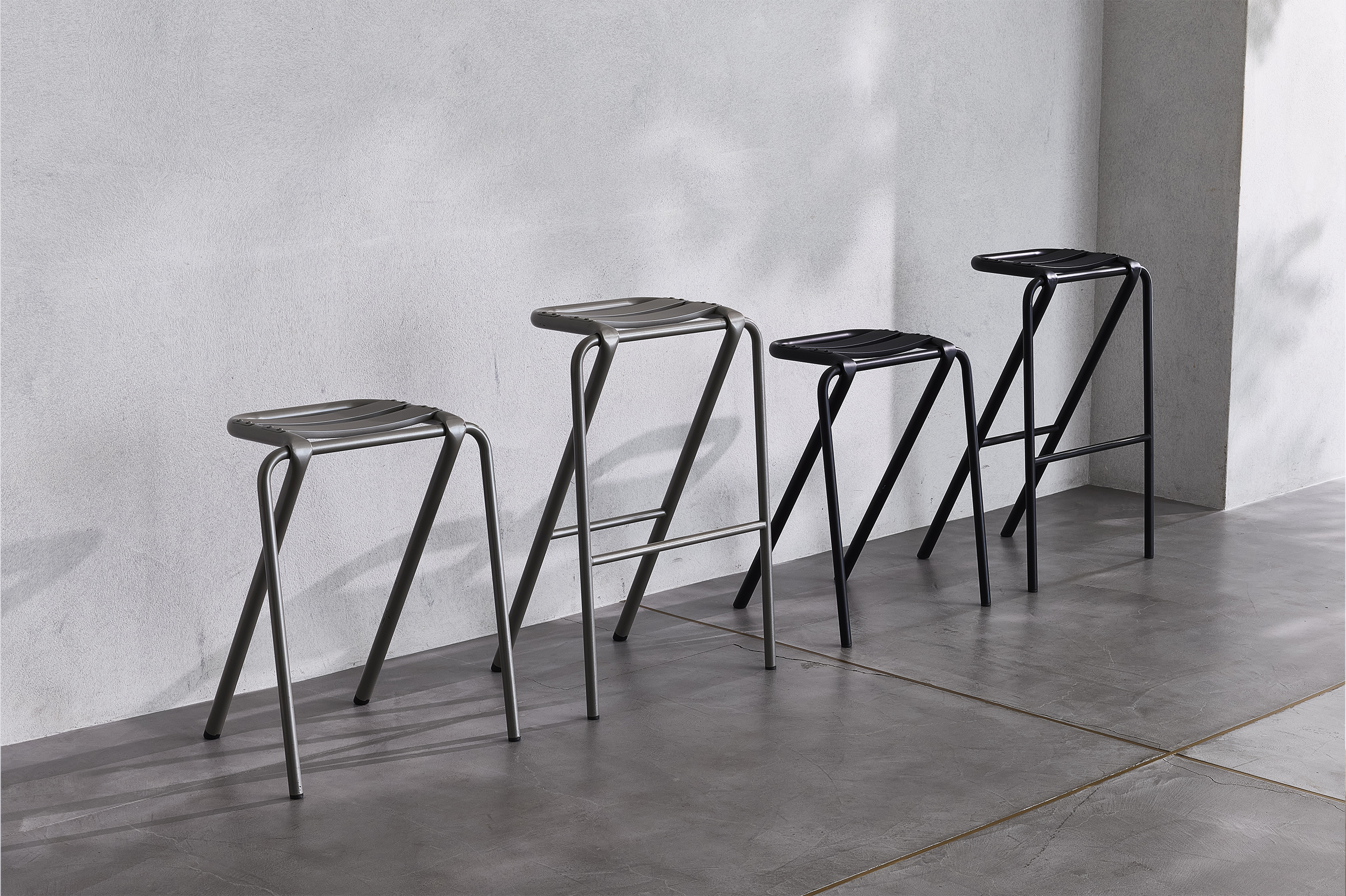BENT STOOL | duende（デュエンデ）