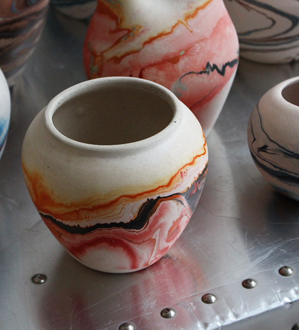 VINTAGE】Nemadji Pottery Flower Base ”Made In USA”を明日、2023年9