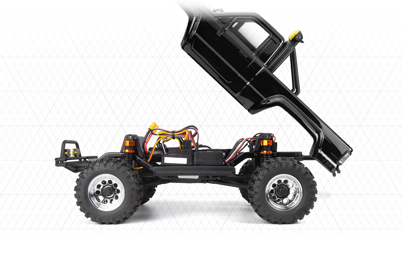 160802 Venture18 FLUX 1985 Toyota Hilux SR5 - Black