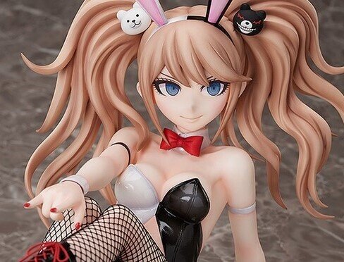 ダンガンロンパ』“超高校級”のバニー姿！こだわりの網タイツに脚線美が