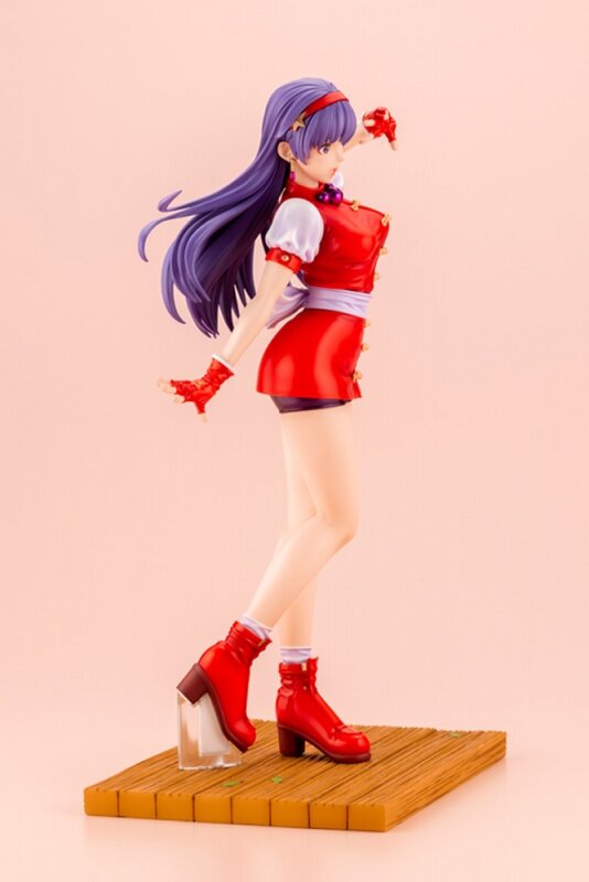 永遠の女子高生アイドル、「麻宮アテナ」がフィギュアに！拳法着と