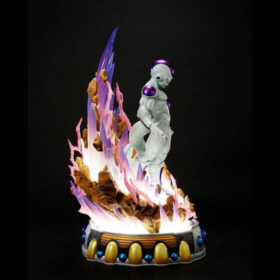 ドラゴンボールZ」お値段24万円の「フリーザ”第四形態”」が降臨！独特