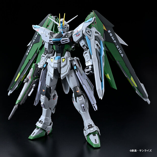 ネオンブルーの「HG エアリアル」、リアルタイプカラーの「MG