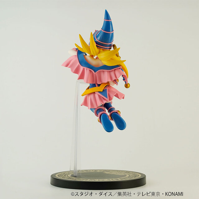 遊戯王』屈指のヒロイン「ブラマジガール」がプライズフィギュア化