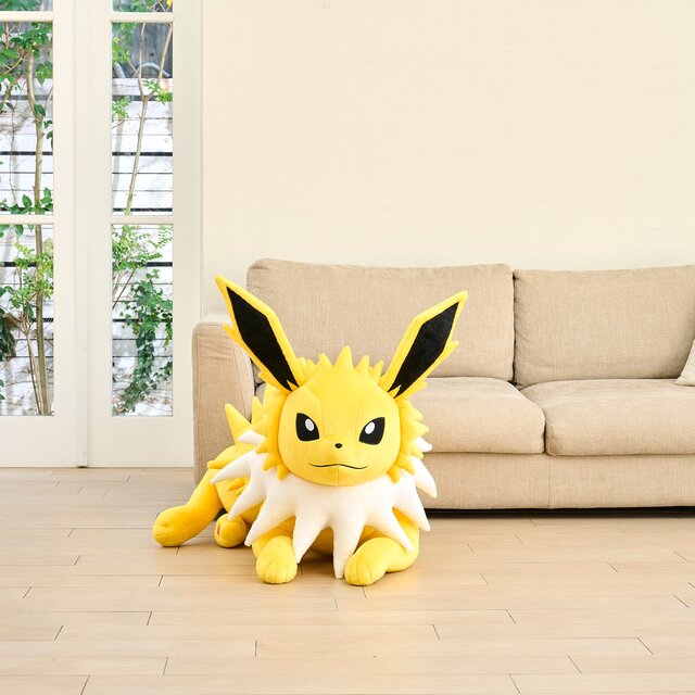 ポケモン』イーブイとその進化形たちの「等身大ぬいぐるみ」が受注販売