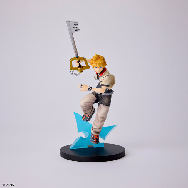 キングダム ハーツII』ロクサスがフィギュア化！キーブレードを構え
