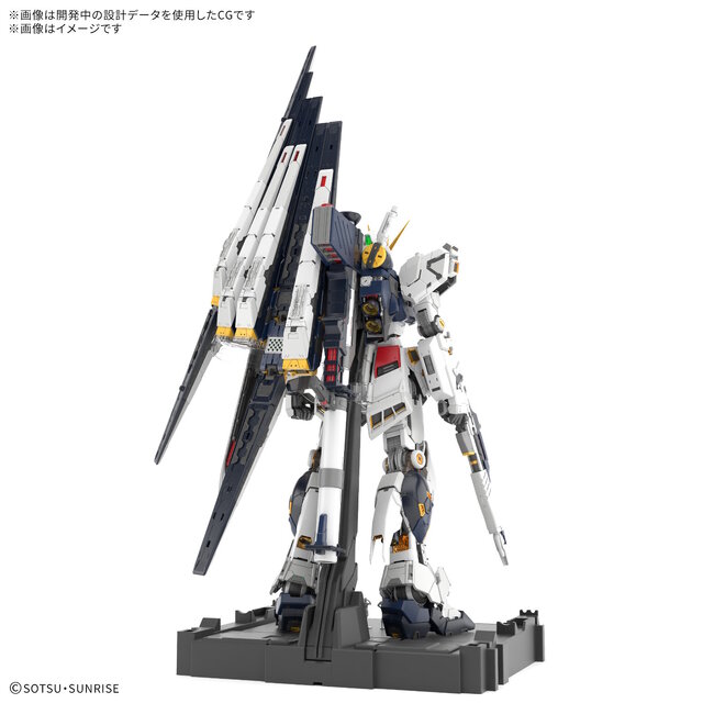 究極のガンプラ「PG UNLEASHED 1/60 νガンダム」は、パッケージまで