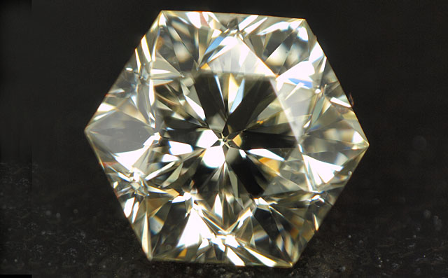 六角形 天然ダイヤモンド ルース(裸石) 0.516ct, VLY, VVS-2