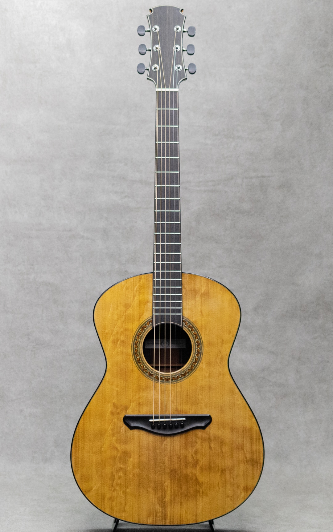 OO Old Growth Bearclaw German Spruce / Ziricote: アコースティック
