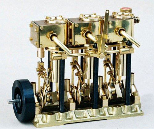 スチーム製品 (スチームエンジン・ボイラー・船舶) | 製品案内 | SAITO