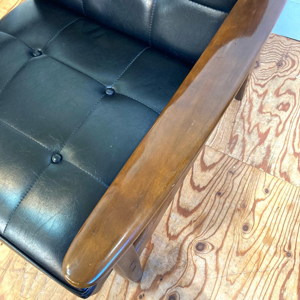 カリモク家具 karimoku カタカナロゴ Kチェア アームチェア