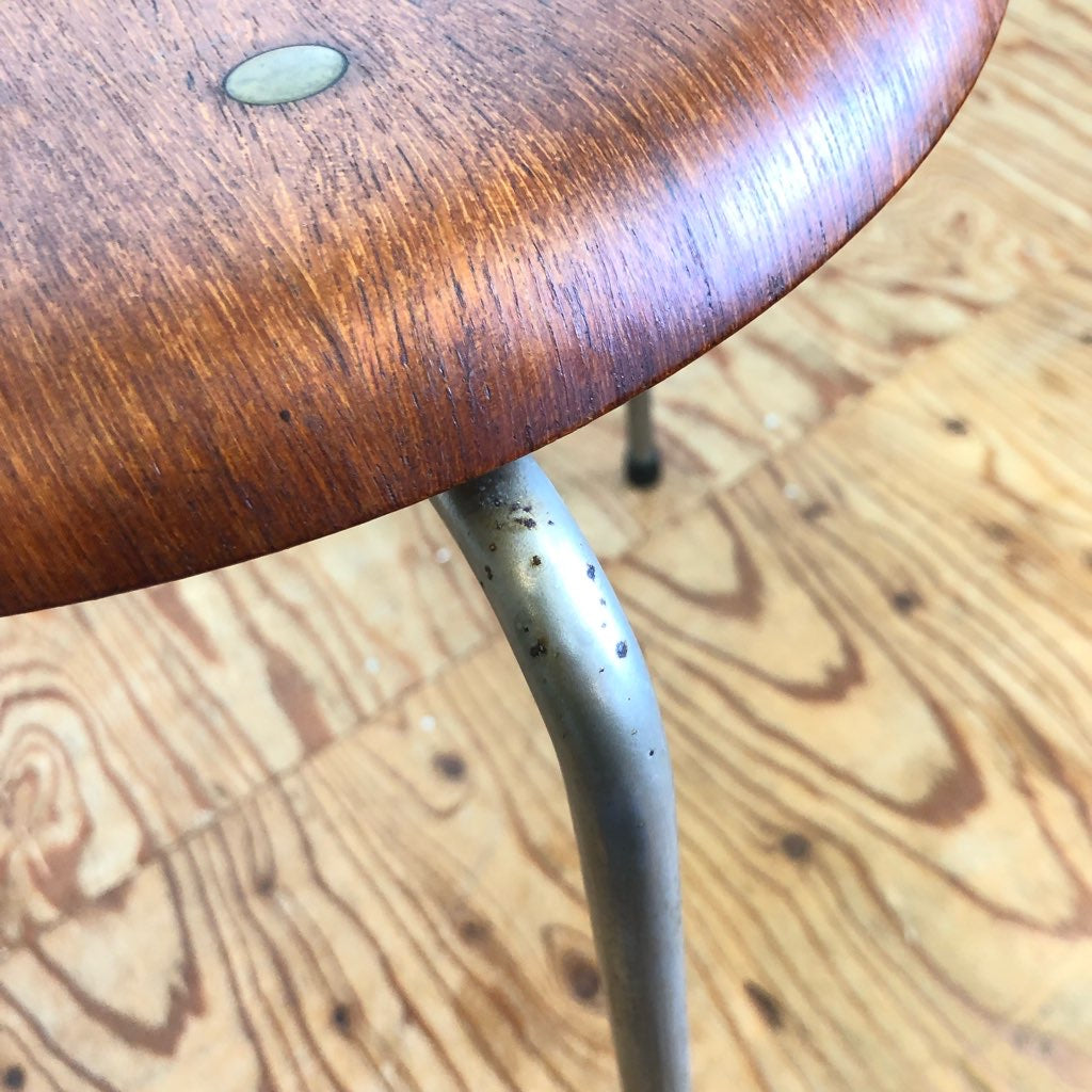 フリッツ・ハンセン / FRITZ HANSEN ドットスツール 3本脚 アルネ
