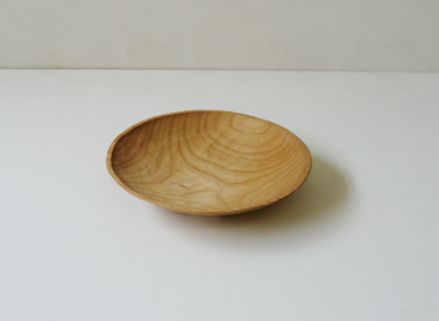 三谷龍二　　木製ボウル　ベージュ 木工作家・三谷龍二さんのお店“10cm”＠松本／長野県 | LEE