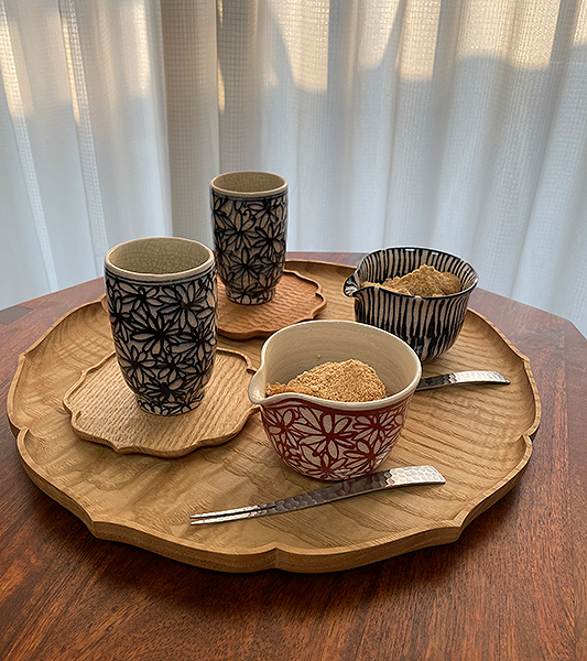 喜鶴製陶・片口小鉢（重ね十草と赤絵小花紋）／小皿/小鉢/豆鉢｜和食器