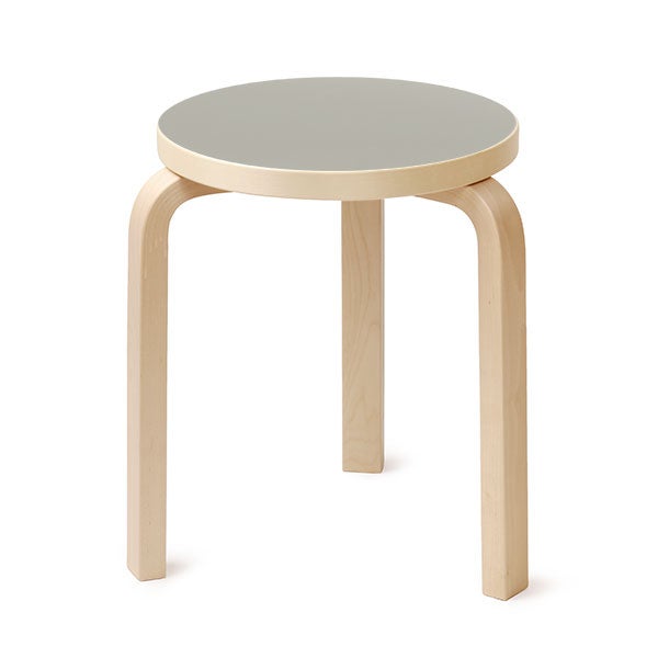 2013年から別注を続ける18色展開｜Artek / Stool 60 スコープ別注