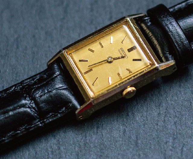 台湾 （売り切れ）SEIKOゴールド文字盤スクエアゴールドケースクォーツ