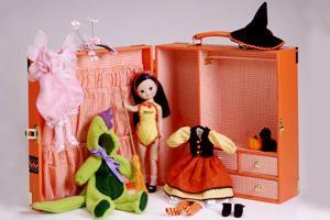 Tonner - Betsy McCall - Tiny Betsy Halloween Trunk Set - Doll
