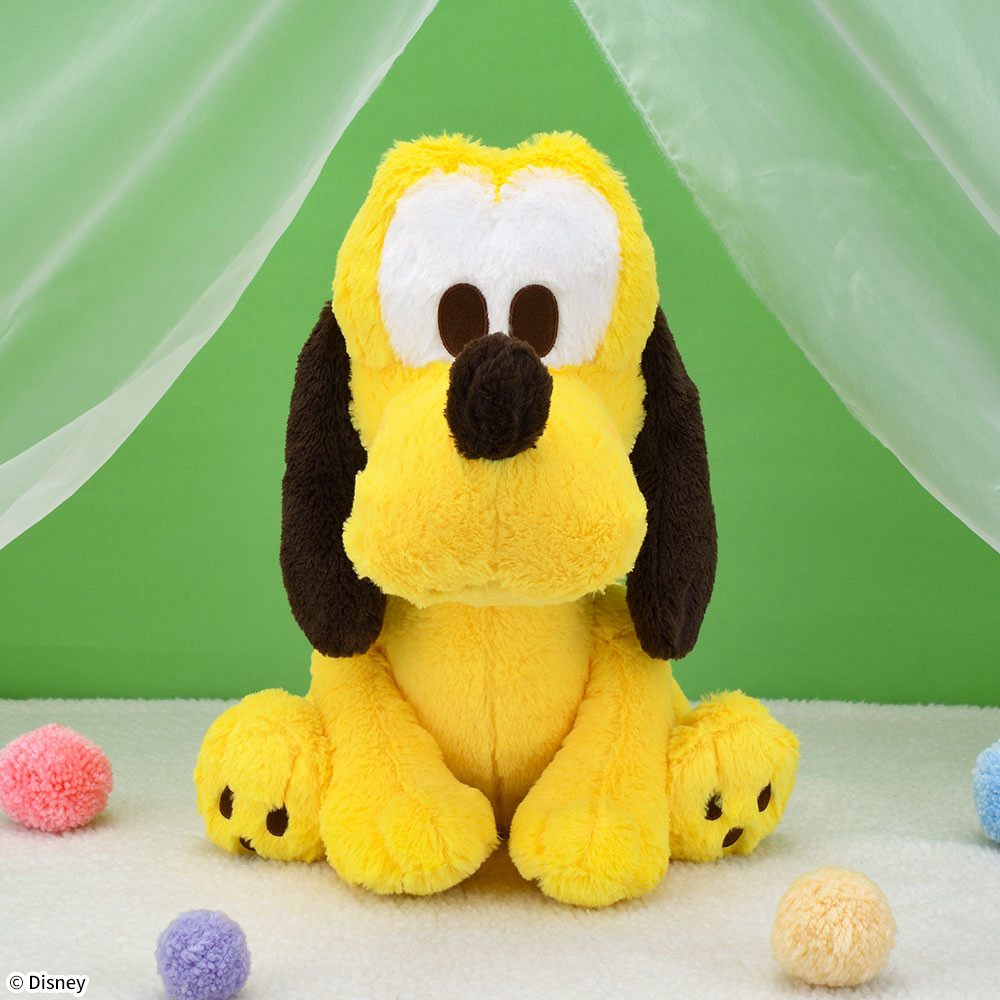 お座りポーズがかわいい！セガプライズ ディズニー「プルート 赤い
