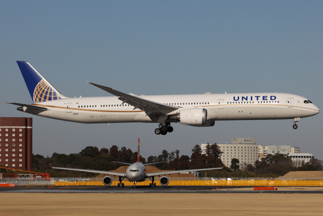 機体記号 : N14001 (ユナイテッド航空) 航空機体ガイド | FlyTeam