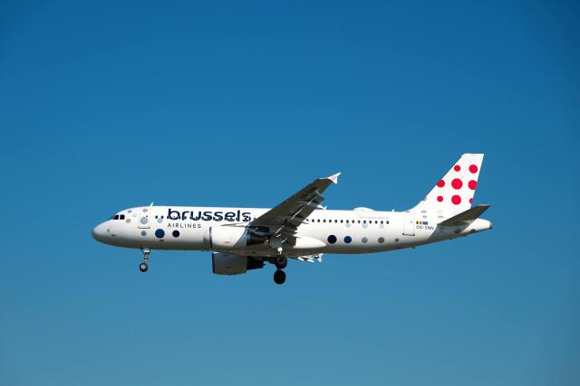 エアバスA320 ブリュッセル航空 航空フォト(飛行機 写真・画像) 撮影日