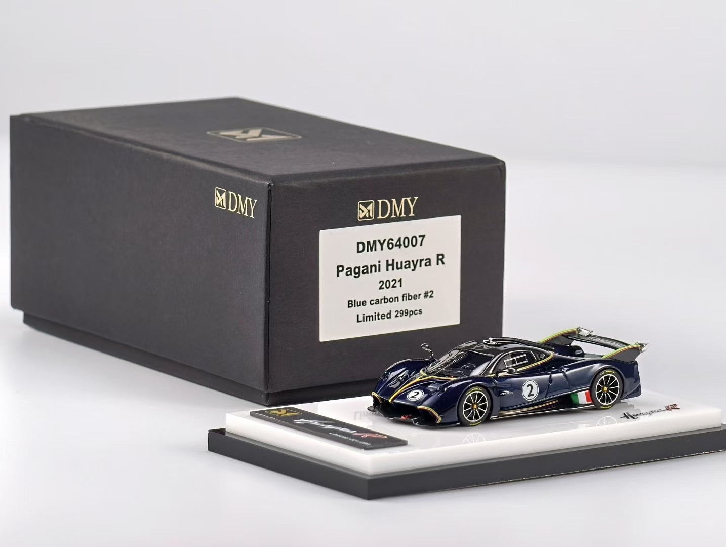 DMY 1:64 Pagani Huayra R (2 Colours) DMY64007/DMY64008 – Horizon