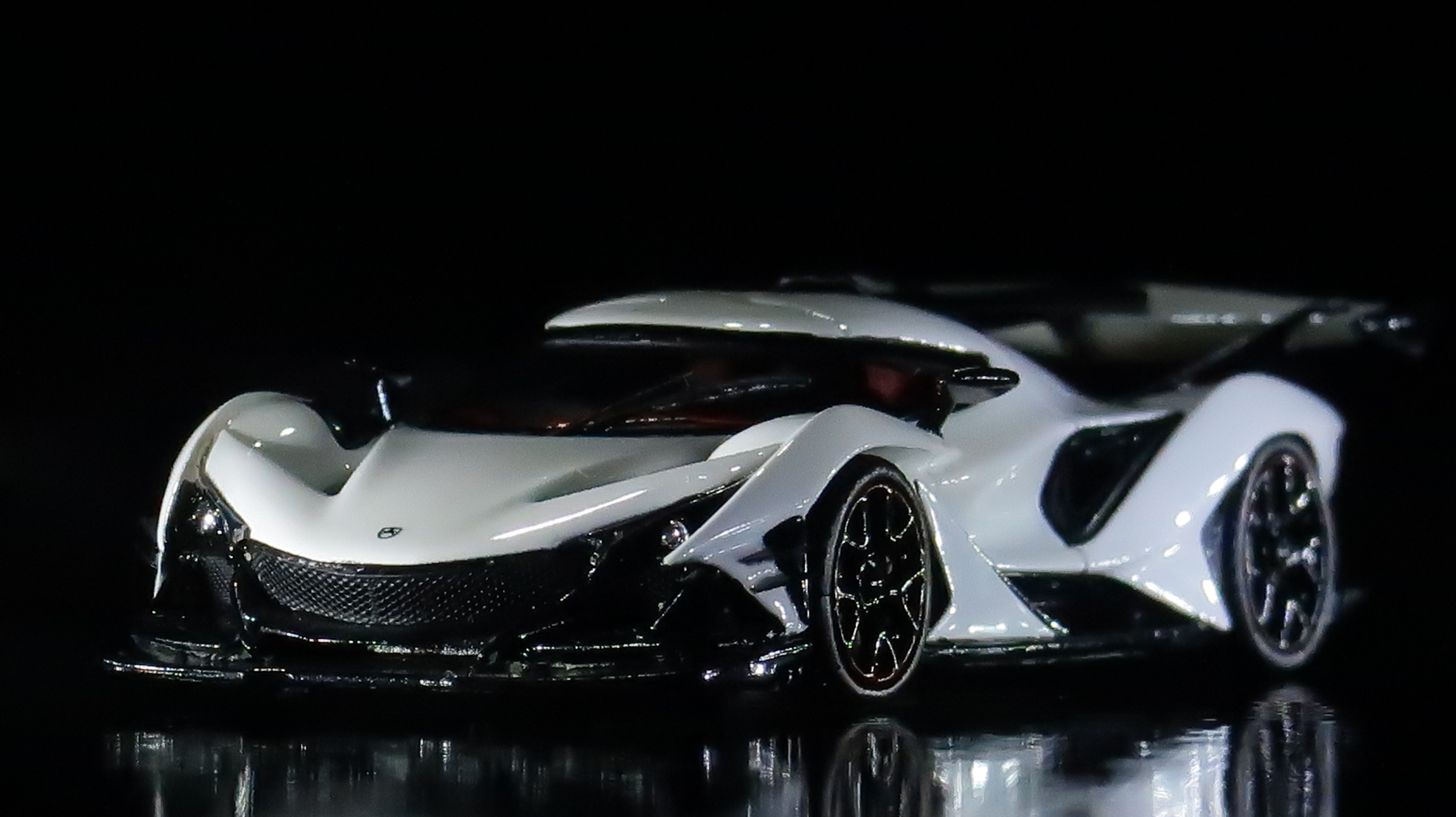 モデルインプレッション】 Peako64 1/64 Apollo Automobile Apollo IE