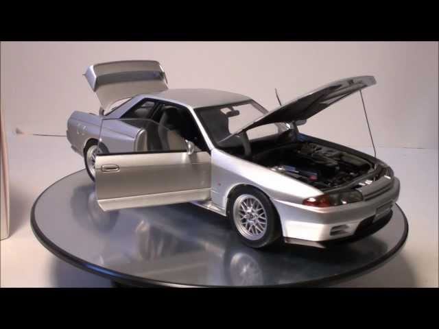 AUTOart 1/18 Nissan Skyline GT-R V-Spec II (R32) - YouTube