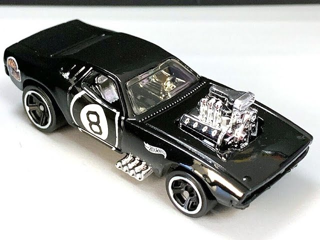 Hotwheels 2/5 Mattel Games Magic 8 Ball Rodger Dodger 1:64 Scale