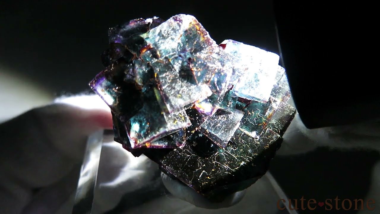 ナミビア Okorusu Mine｜Blue Lake Pocket産 フローライトの原石 No.59