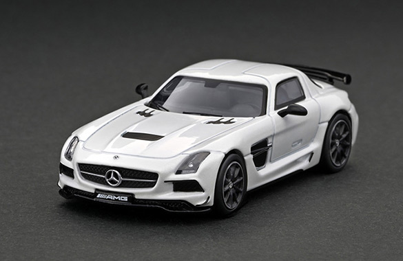 T64G-027-WH 1/64 Mercedes-Benz SLS AMG Coupé Black Series White