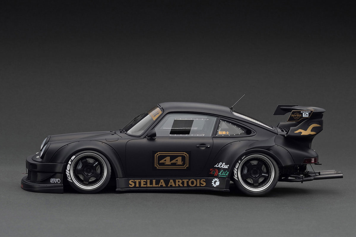 IG3694 1/18 RWB 930 Matte Black With Mr.Nakai | LINE UP | [公式