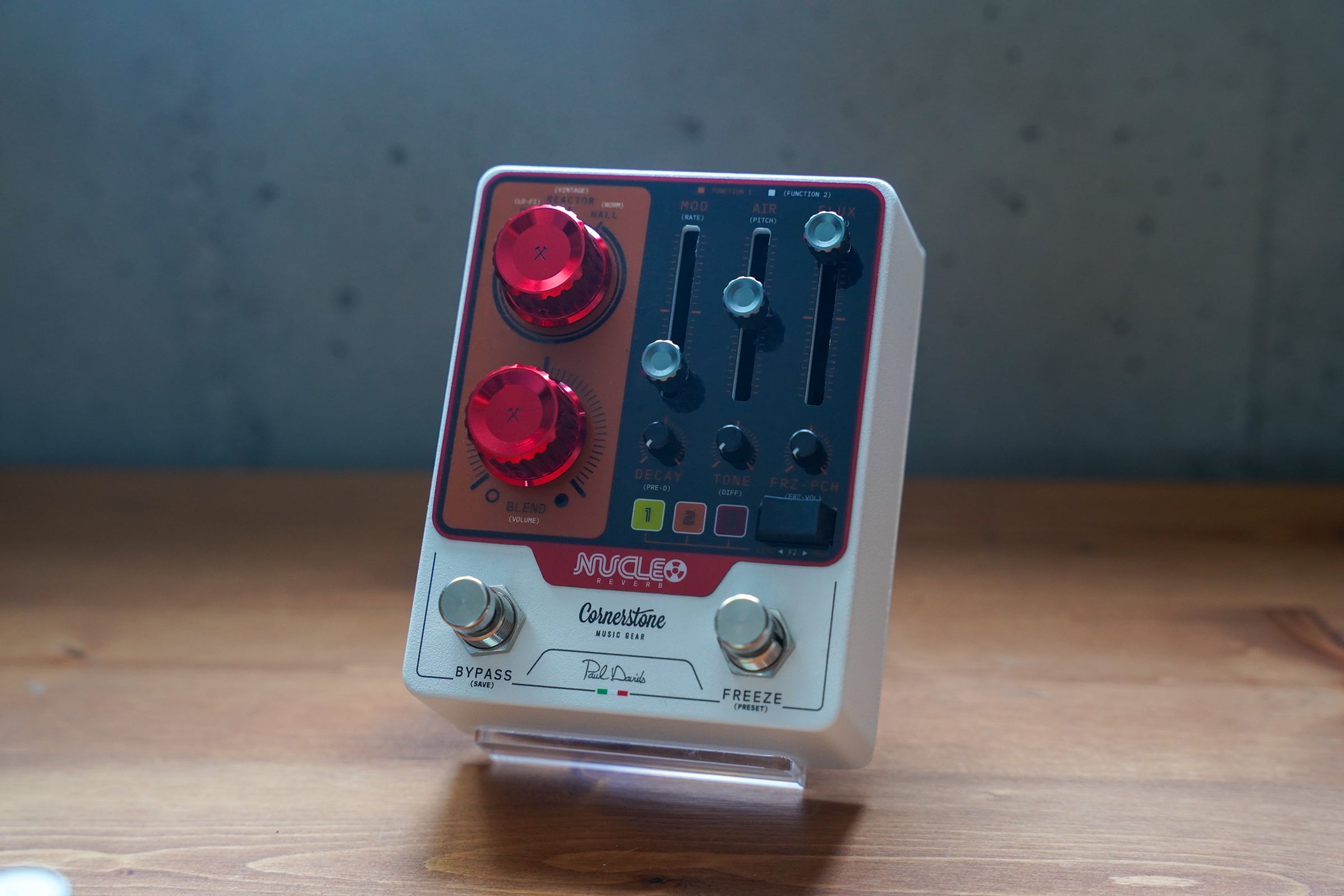 NUCLEO REVERB