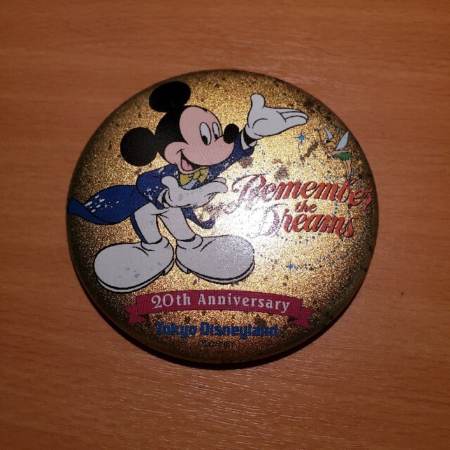 Disney - ハゲ サビ 凹み ディズニーランド 20周年 缶バッジ リ