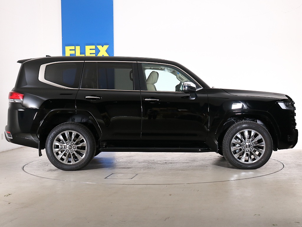 トヨタ ランドクルーザー300 3.3 ZX ディーゼルターボ 4WD(R05年式,0.4