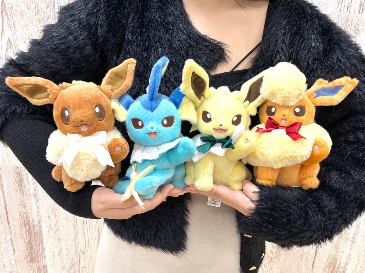 🤎💙💛🧡💜🖤💚🩵🩷 11月21日（金）、イーブイとその進化形が勢ぞろい