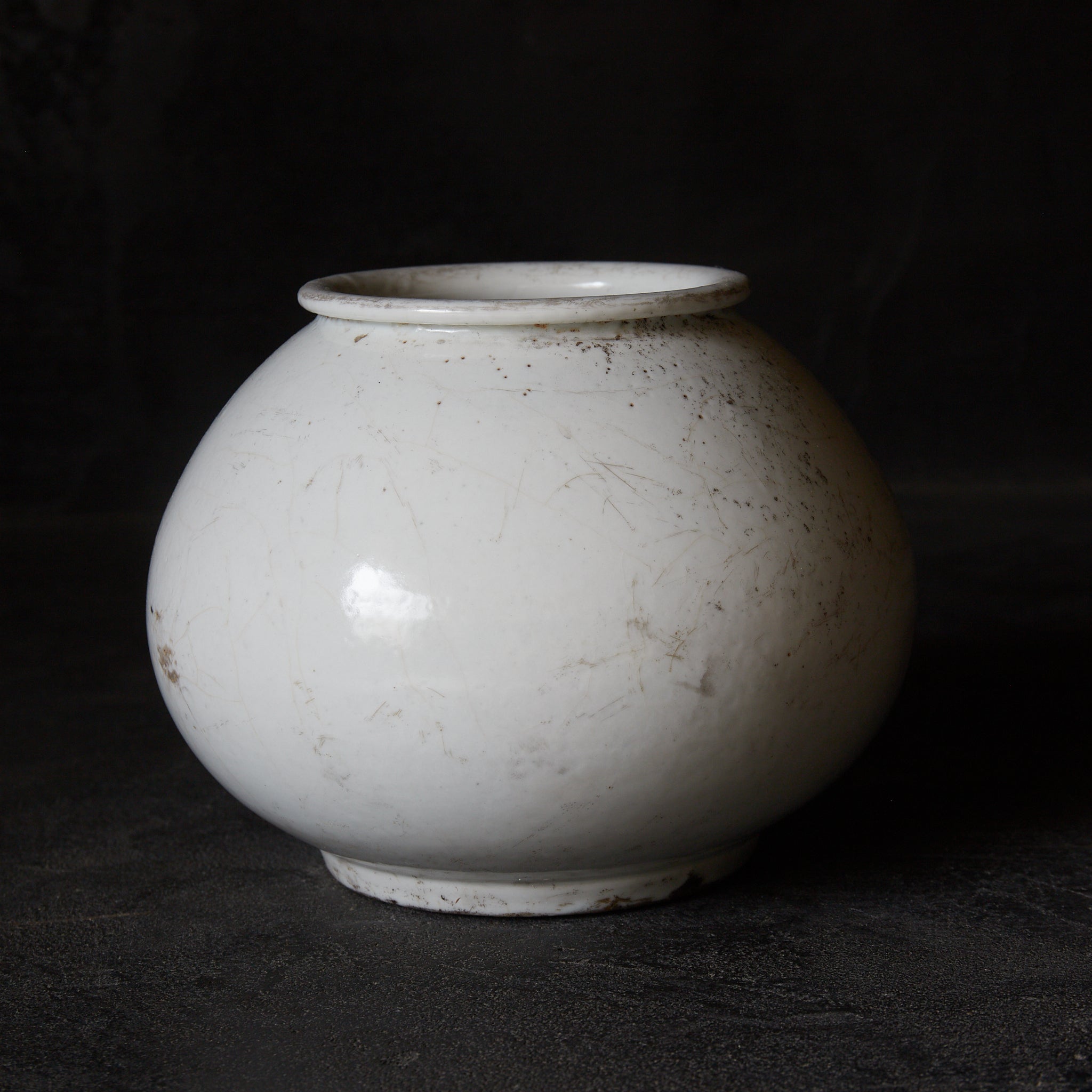 李朝 白磁丸壺（1392–1897CE） | 入蘆花（ロカニイル）