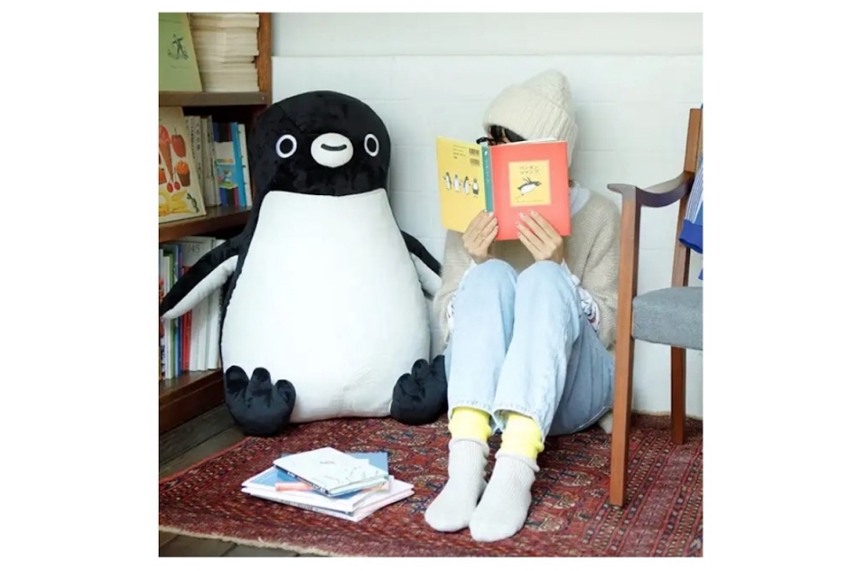 史上最大サイズ！Suicaのペンギンぬいぐるみ 12月4日発売 | レイルラボ