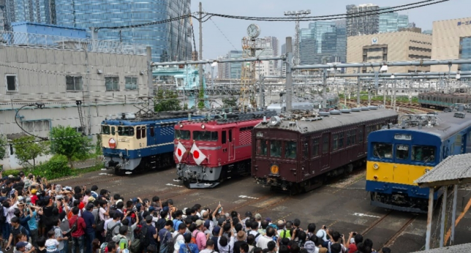 JR東、8月25日に東京総合車両センター公開 EF64、EF81、209系を展示