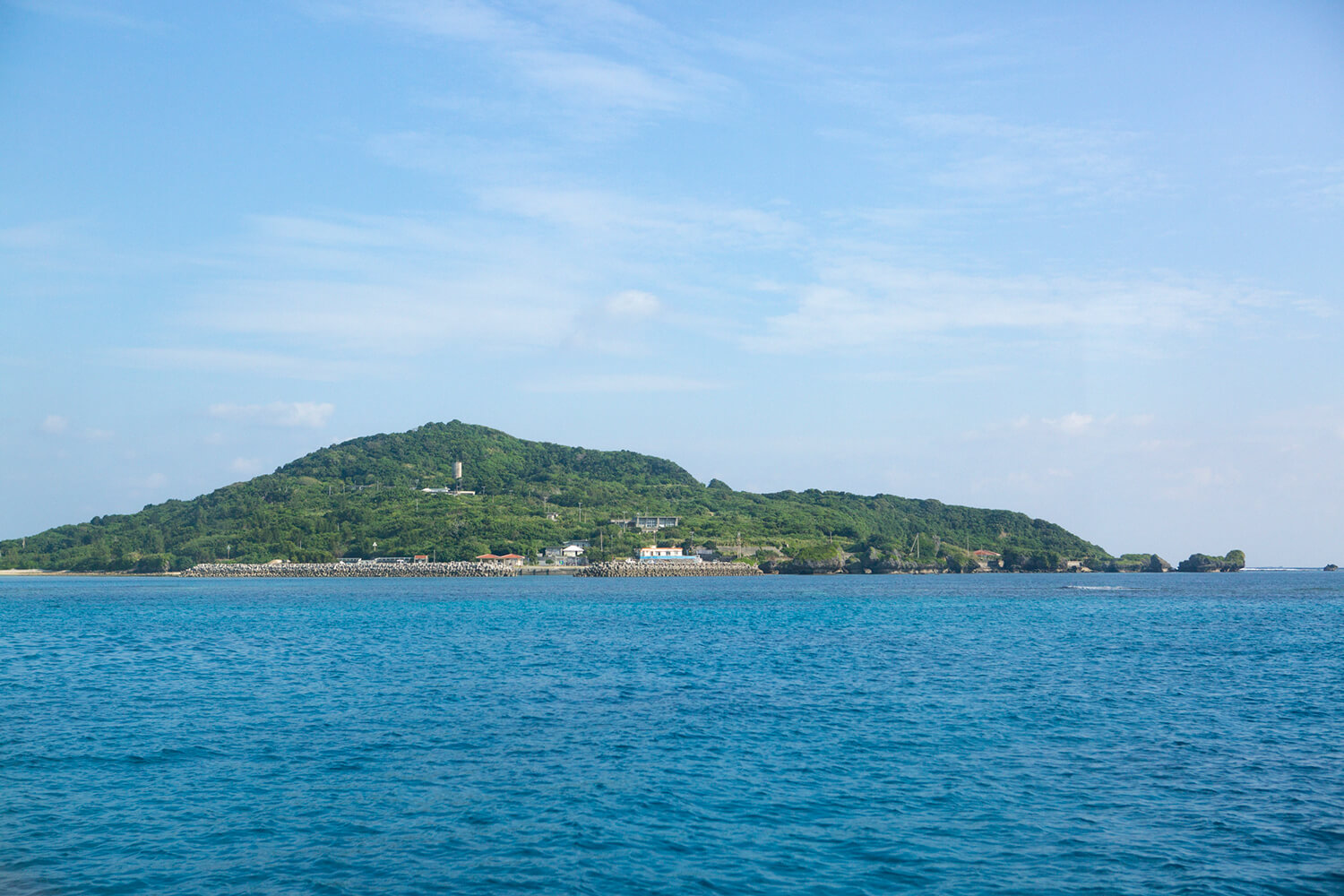 神様のいる島」大神島で美しい自然に感謝する旅 | Page 13224 of 1